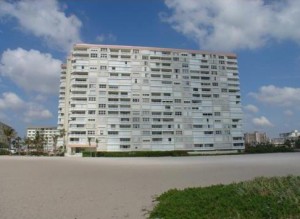 Condos for sale in Condo Building Century Plaza in Pompano Beach
