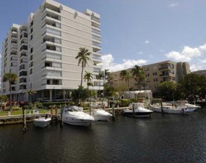 Condos for sale in the Emerald Tower Condo Building on the Intracoastal in Pompano Beach, FL