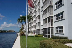 Waterfront Condos on the Intracoastal in the Riverside Towers Condos For Sale in Pompano Beach